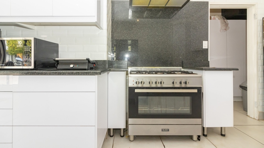 10 Bedroom Property for Sale in Panorama Free State